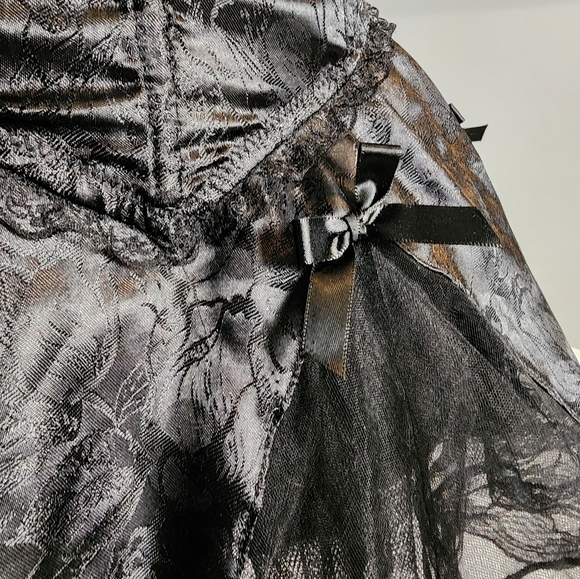 Cute Gothic Two Peice - Picture 7 of 11